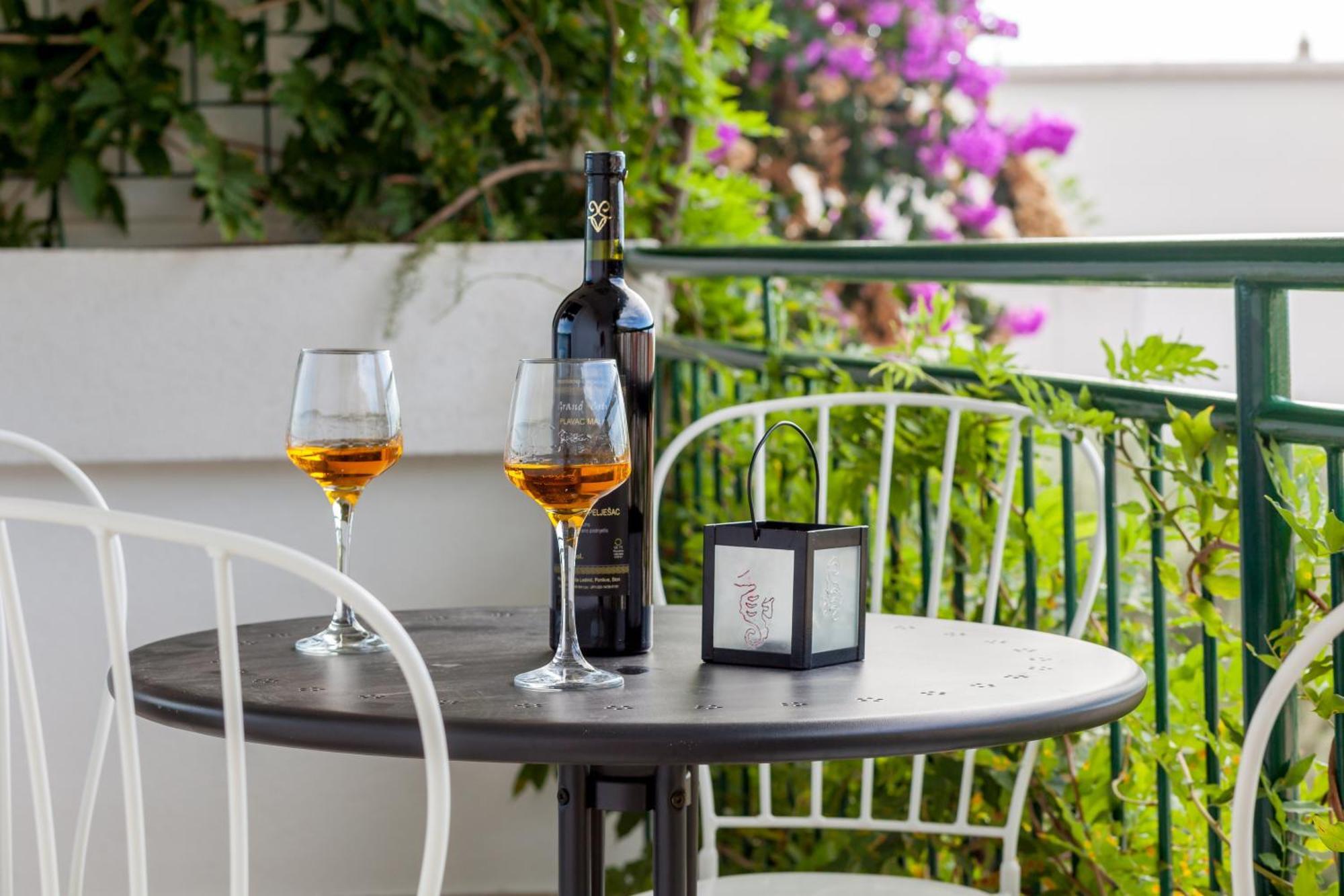 Apartments Leut 80M From The Sea Podgora Phòng bức ảnh