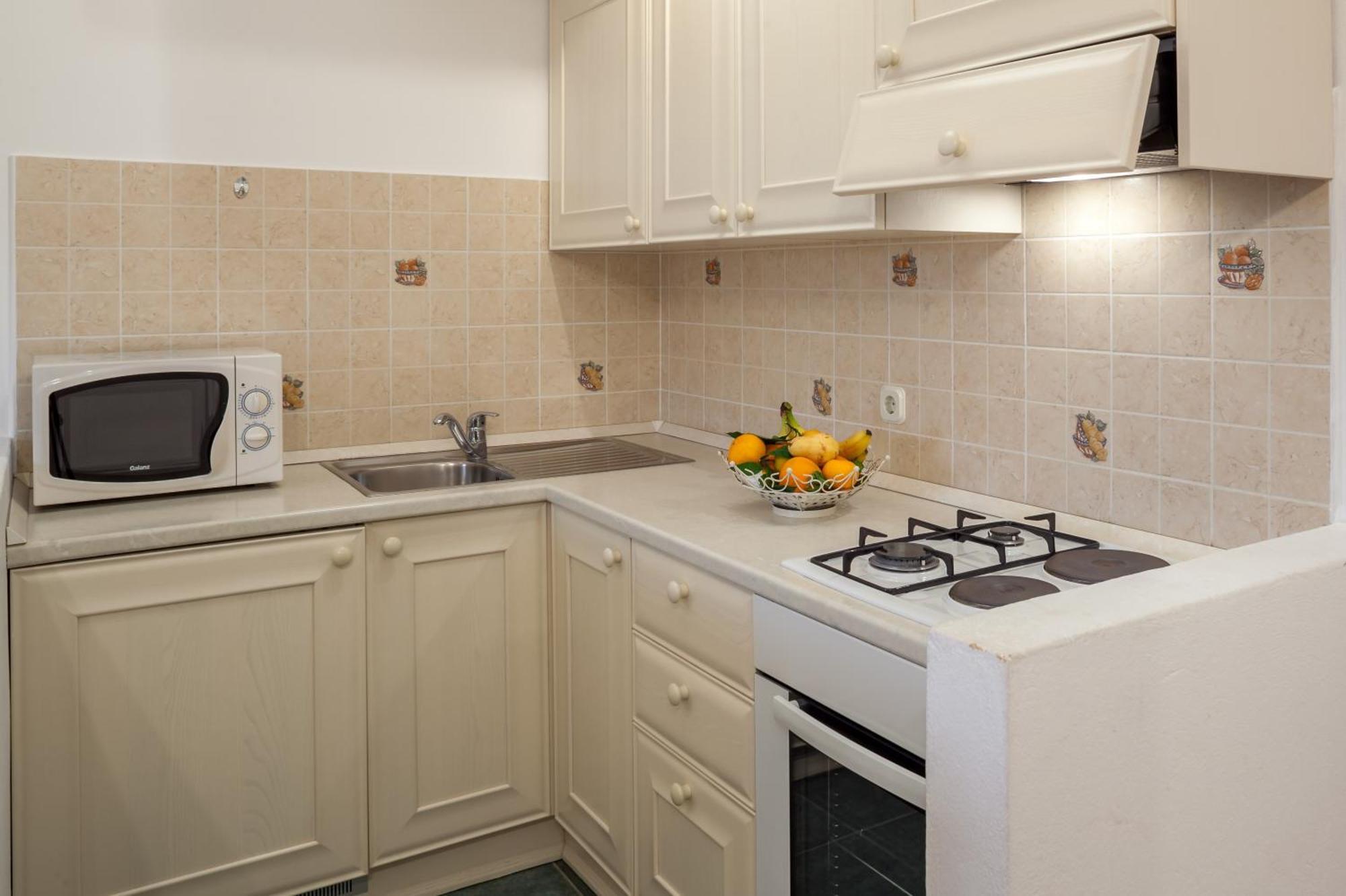 Apartments Leut 80M From The Sea Podgora Phòng bức ảnh